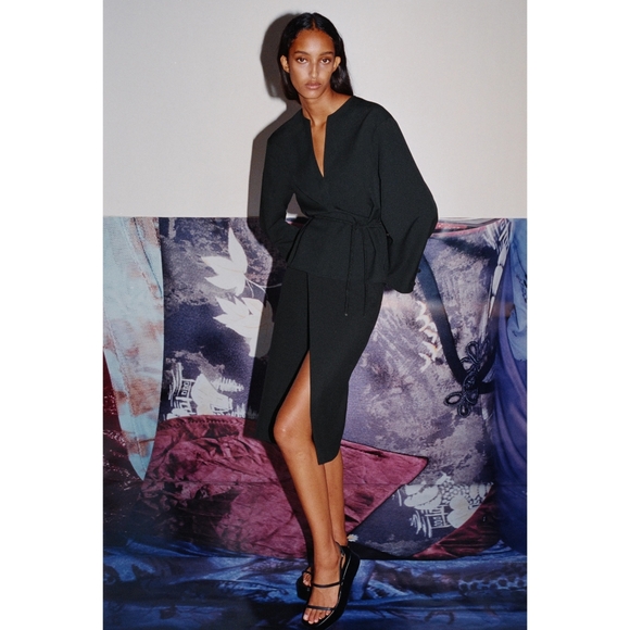 ZARA| BELTED TOP - Picture 3 of 8